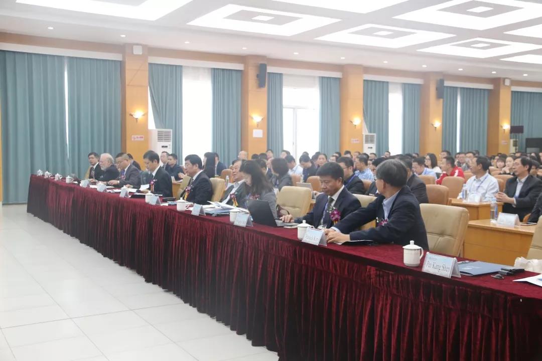 热烈祝贺第八届创新能源材料进展国际会议（AAIEM2018）在南宁顺利召开！
